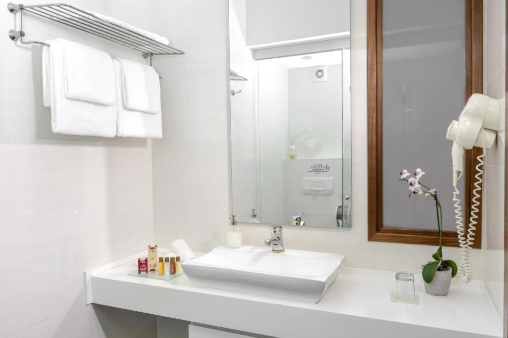 City5 Rooms & Suites By Lsa Scopia Exterior foto